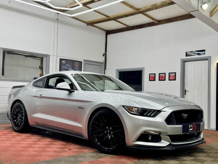 Ford Mustang 5.0 V8 GT Fastback Euro 6 2dr