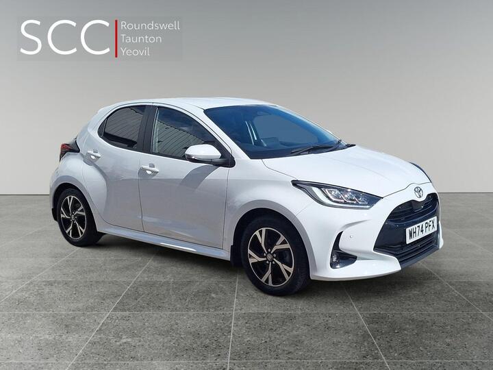 Toyota Yaris 1.5 VVT-h Design E-CVT Euro 6 (s/s) 5dr
