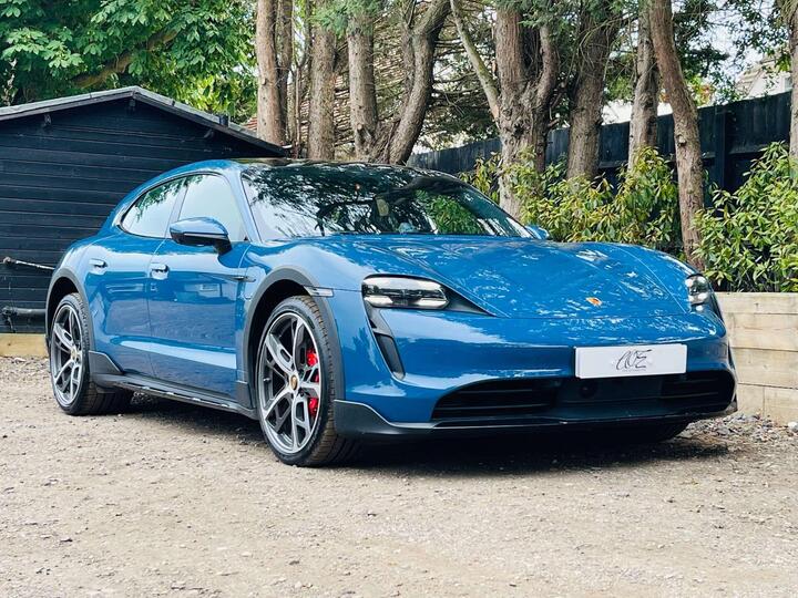 Porsche TAYCAN Performance Plus 93.4kWh 4S Cross Turismo Auto 4WD 5dr (11kW Charger) Porsche TAYCAN Performance Plus 93.4kWh 4S Cross Turismo Auto 4WD 5dr (11kW Charger)