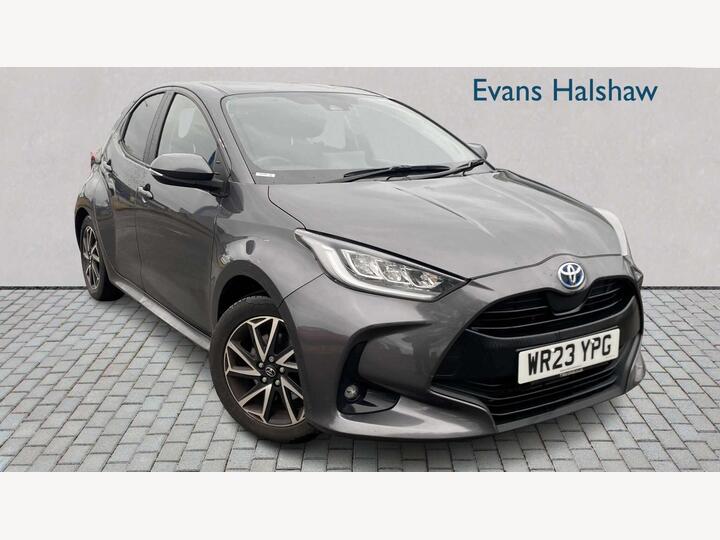 Toyota YARIS HATCHBACK 1.5 VVT-h Design E-CVT Euro 6 (s/s) 5dr