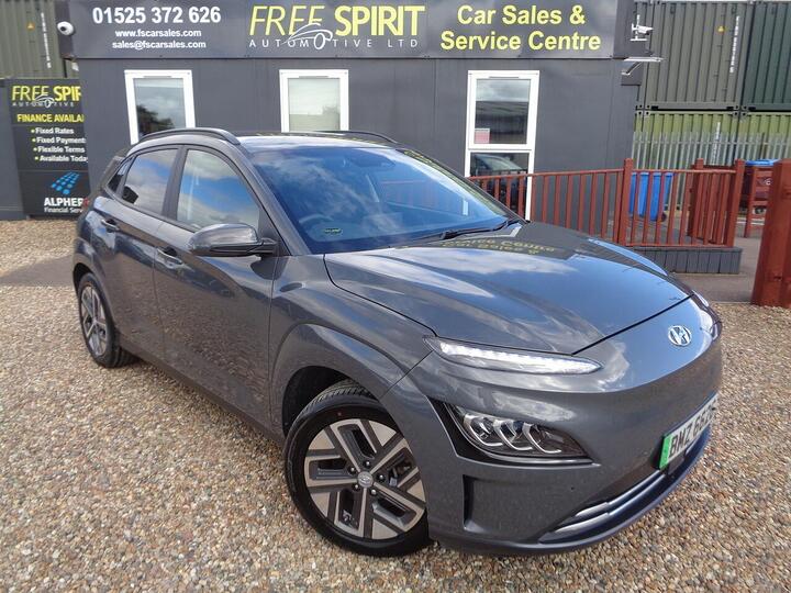 Hyundai KONA 64kWh Premium Auto 5dr (10.5kW Charger)