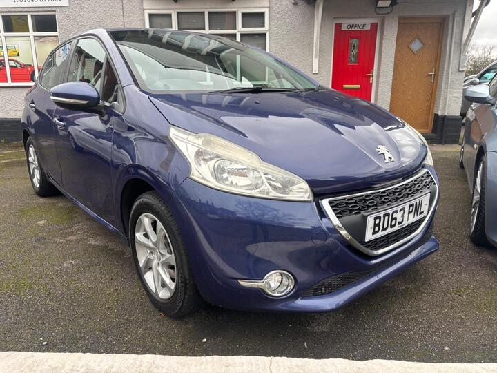 Peugeot 208 1.2 VTi Active Euro 5 5dr