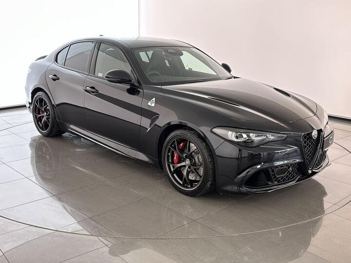 Alfa Romeo Giulia 2.9 V6 Bi-Turbo Quadrifoglio Auto Euro 6 (s/s) 4dr