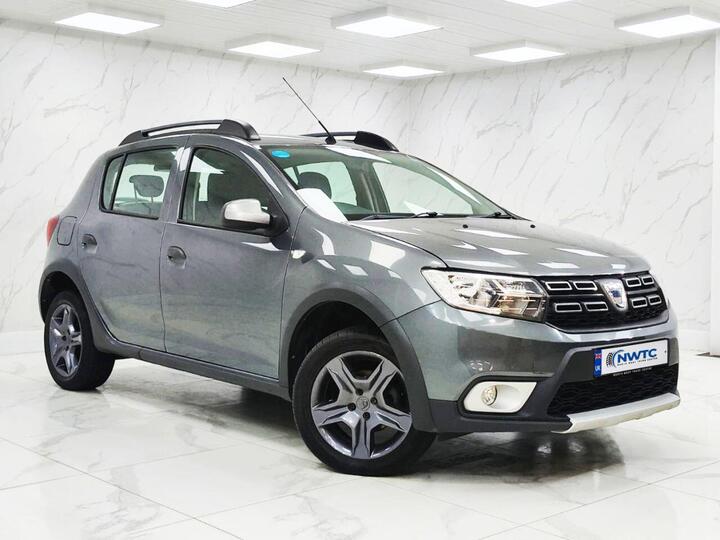 Dacia SANDERO STEPWAY 0.9 TCe SE Summit Euro 6 (s/s) 5dr