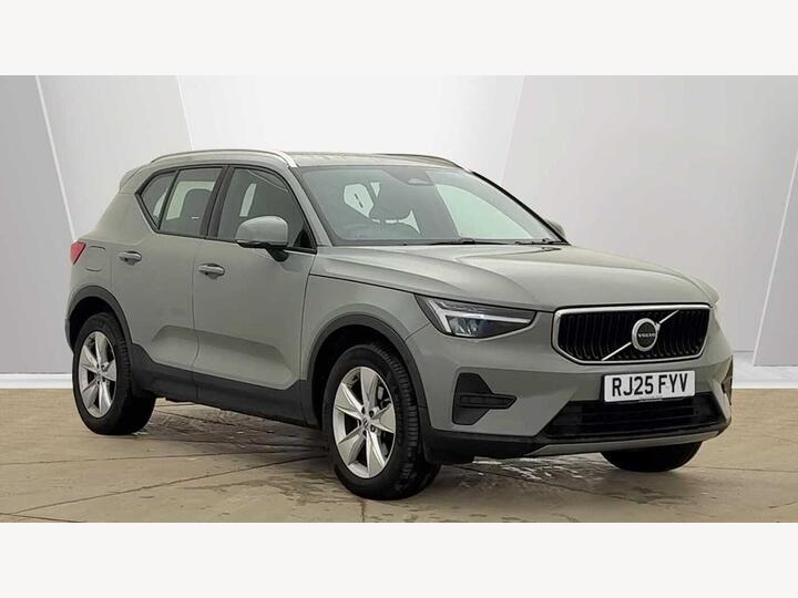 Volvo XC40 2.0 B3 MHEV Core DCT Auto Euro 6 (s/s) 5dr