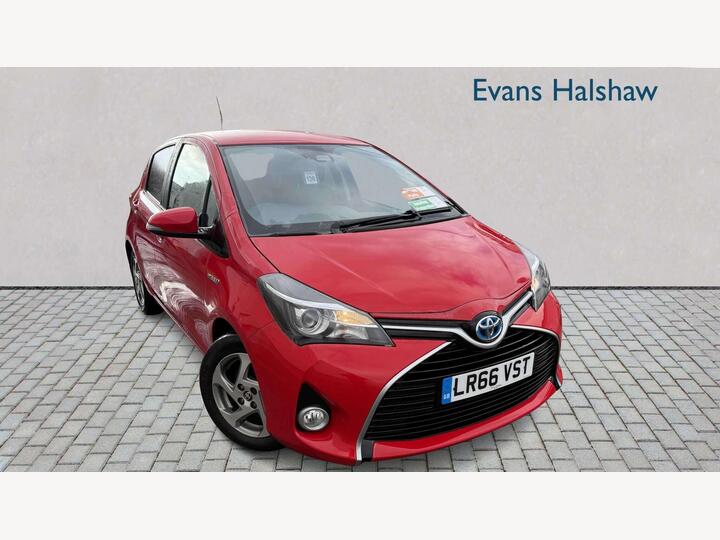 Toyota Yaris 1.5 VVT-h Icon E-CVT Euro 6 5dr (Safety Sense)