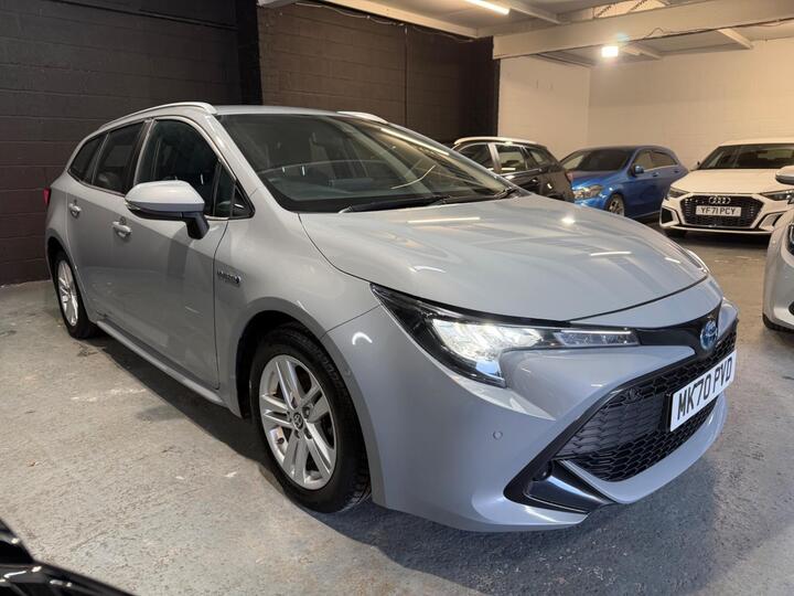 Toyota Corolla 1.8 VVT-h Icon Tech Touring Sports CVT Euro 6 (s/s) 5dr