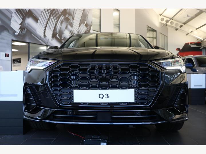 Audi Q3 Sportback 1.5 TFSI CoD 35 Black Edition Sportback Euro 6 (s/s) 5dr