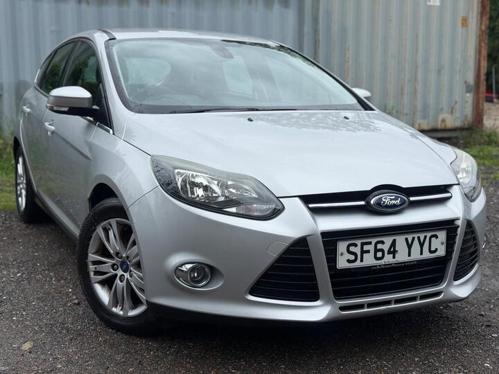 Ford Focus 1.6 Titanium Navigator Powershift Euro 5 5dr