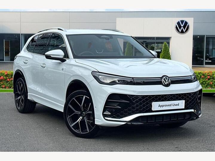 Volkswagen TIGUAN ESTATE SPECIAL EDITION 1.5 ETSI MHEV R-Line Launch Edition DSG Euro 6 (s/s) 5dr