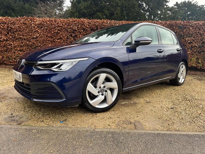 Volkswagen Golf 1.5 ETSI MHEV Life DSG Euro 6 (s/s) 5dr