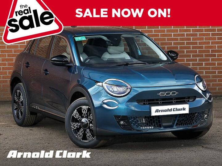 Fiat 600 1.2 MHEV E-DCT Euro 6 (s/s) 5dr