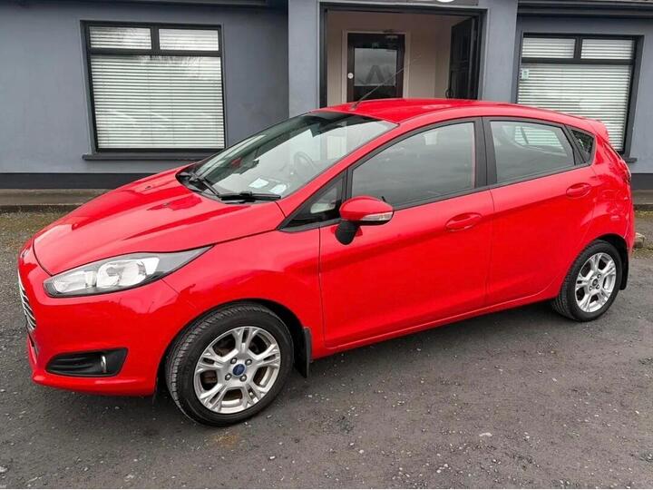 Ford Focus 1.0T EcoBoost Zetec Euro 5 (s/s) 5dr