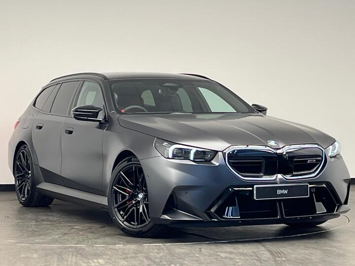 BMW M5 4.4 22.1kWh Touring Steptronic XDrive Euro 6 (s/s) 5dr