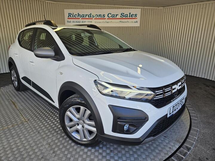 Dacia SANDERO STEPWAY 1.0 TCe Expression Euro 6 (s/s) 5dr