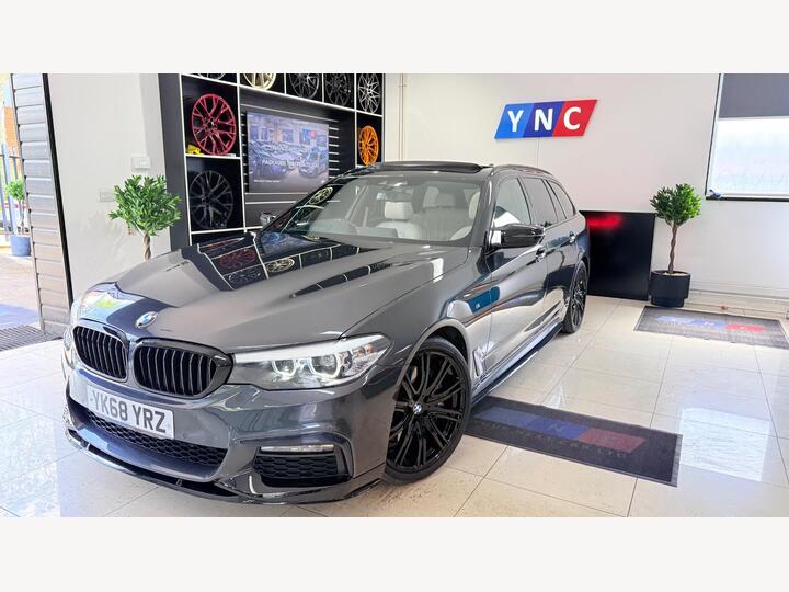 BMW 5 Series 3.0 530d M Sport Touring Auto Euro 6 (s/s) 5dr BMW 5 Series 3.0 530d M Sport Touring Auto Euro 6 (s/s) 5dr