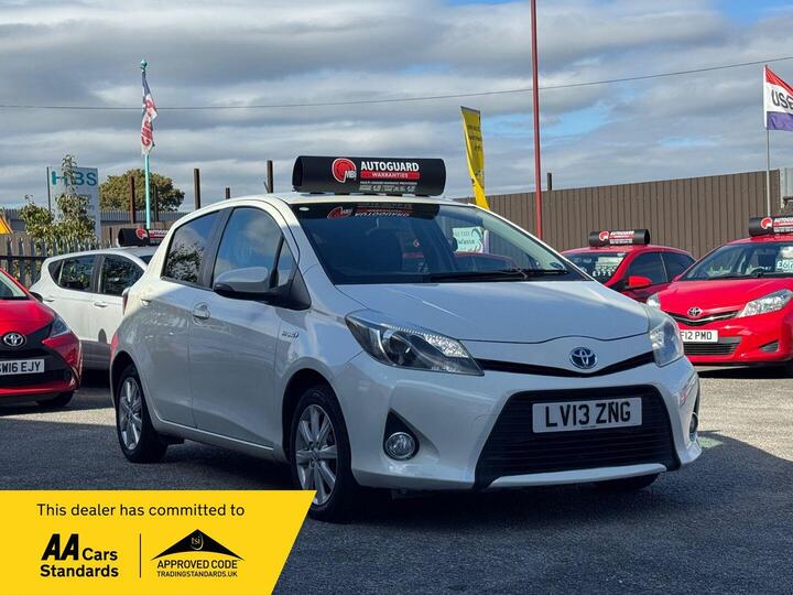 Toyota Yaris 1.5 VVT-h T4 CVT Euro 5 5dr