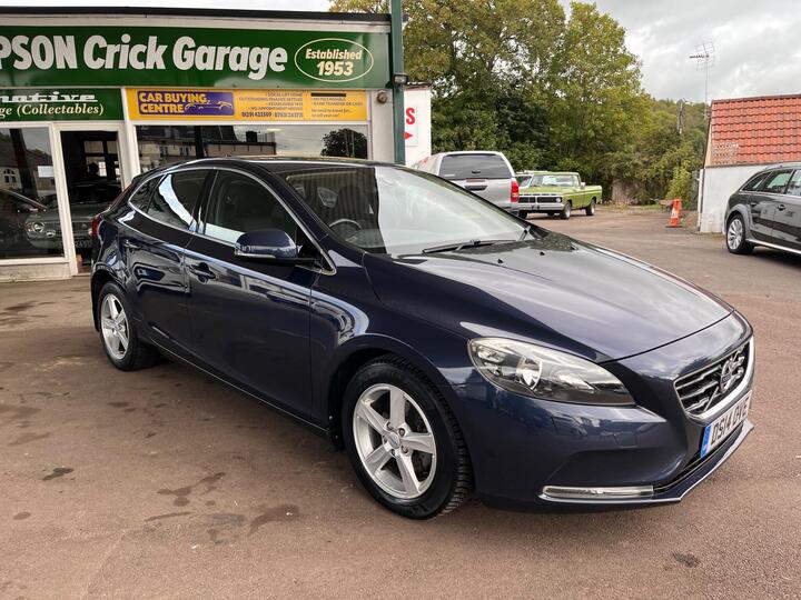 Volvo V40 1.6 D2 SE Euro 5 (s/s) 5dr