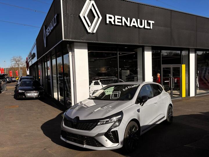 Renault Clio 1.6 E-TECH Iconic Esprit Alpine Auto Euro 6 (s/s) 5dr