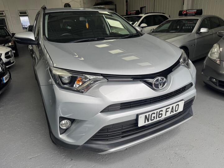 Toyota RAV4 2.0 D-4D Business Edition Euro 6 (s/s) 5dr