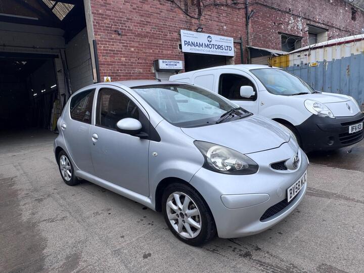Toyota AYGO 1.0 VVT-i Platinum MultiMode Euro 4 5dr (AC)