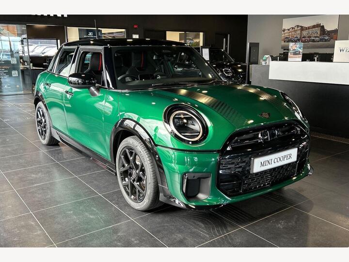 MINI Cooper 2.0S Sport Steptronic Euro 6 (s/s) 5dr