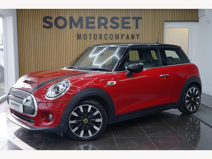 MINI HATCH Cooper SE 32.6kWh Level 3 Auto 3dr MINI HATCH Cooper SE 32.6kWh Level 3 Auto 3dr