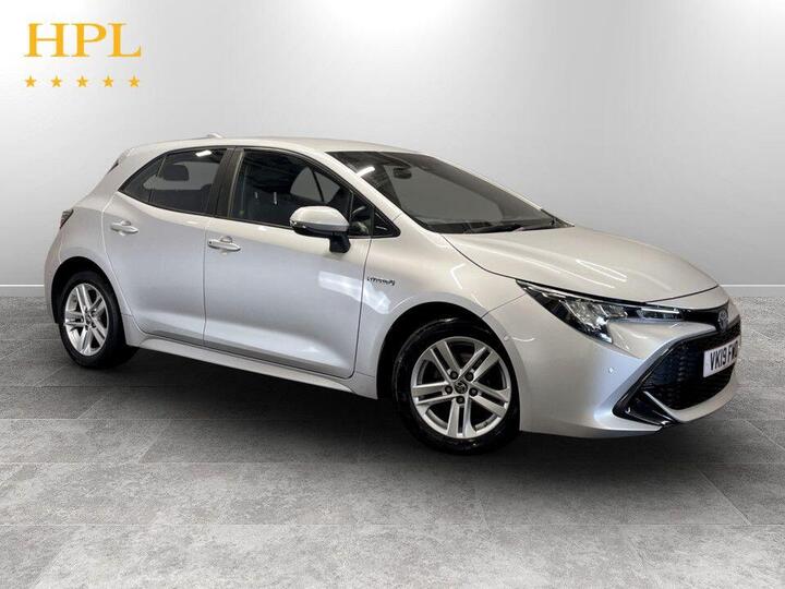 Toyota COROLLA 1.8 VVT-h Icon Tech CVT Euro 6 (s/s) 5dr