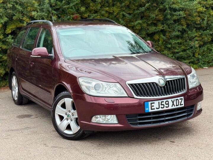 Skoda Octavia 1.6 TDI Elegance Euro 5 5dr