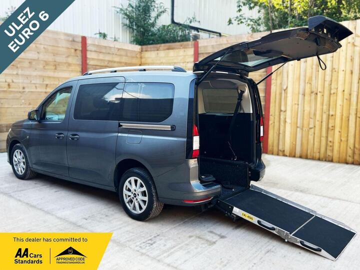 Ford GRAND TOURNEO CONNECT 2.0 EcoBlue Titanium DCT Euro 6 (s/s) 5dr