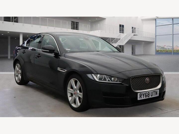 Jaguar XE 2.0d Portfolio Auto Euro 6 (s/s) 4dr