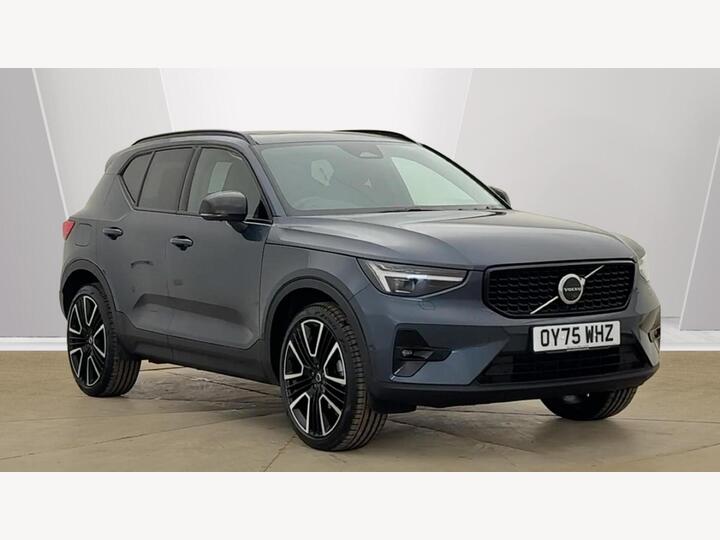 Volvo XC40 2.0 B4 MHEV Ultra Dark DCT Auto Euro 6 (s/s) 5dr