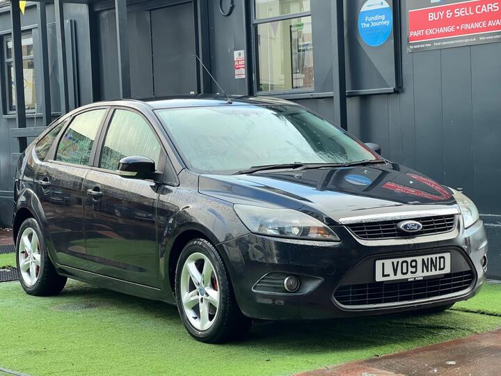 Ford Focus 1.6 Zetec 5dr