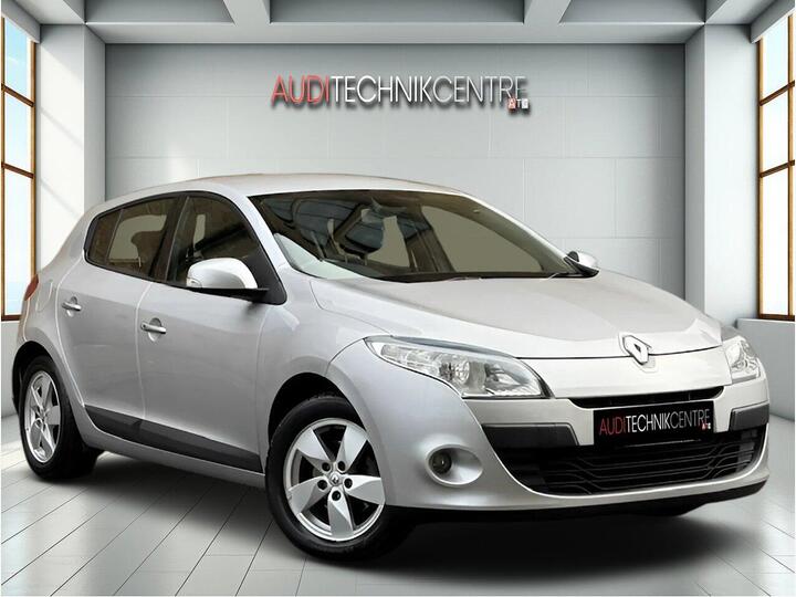 Renault Megane 1.6 16V Dynamique Euro 5 5dr Renault Megane 1.6 16V Dynamique Euro 5 5dr