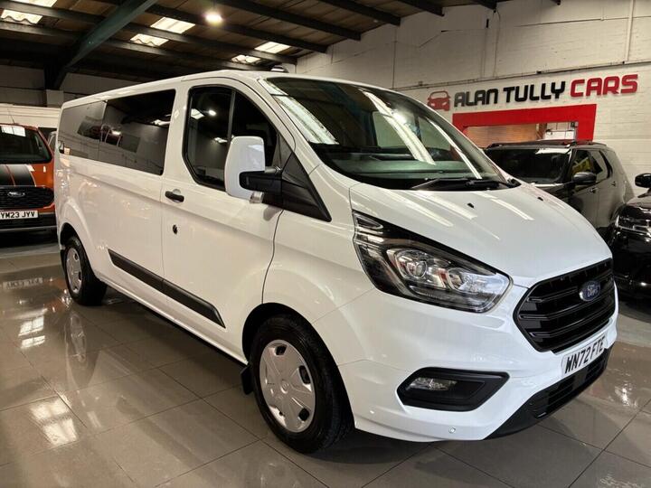 Ford TRANSIT CUSTOM 2.0 320 EcoBlue Trend Kombi L2 H1 Euro 6 (s/s) 5dr Ford TRANSIT CUSTOM 2.0 320 EcoBlue Trend Kombi L2 H1 Euro 6 (s/s) 5dr