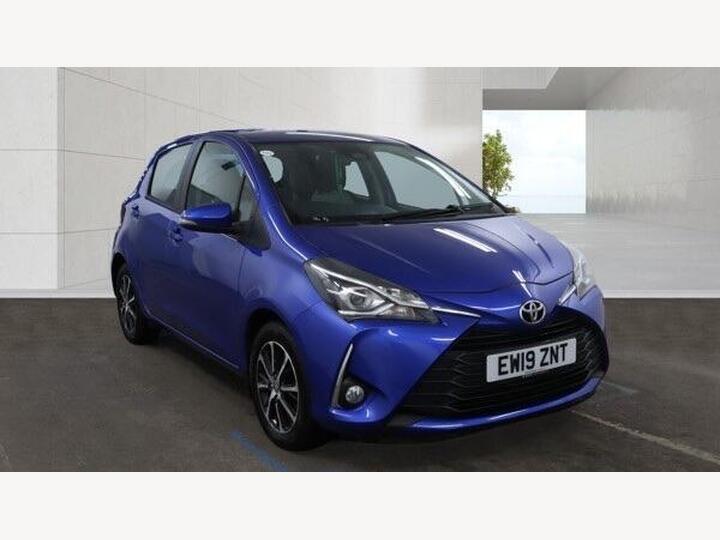 Toyota Yaris 1.5 VVT-i Icon Tech CVT Euro 6 5dr