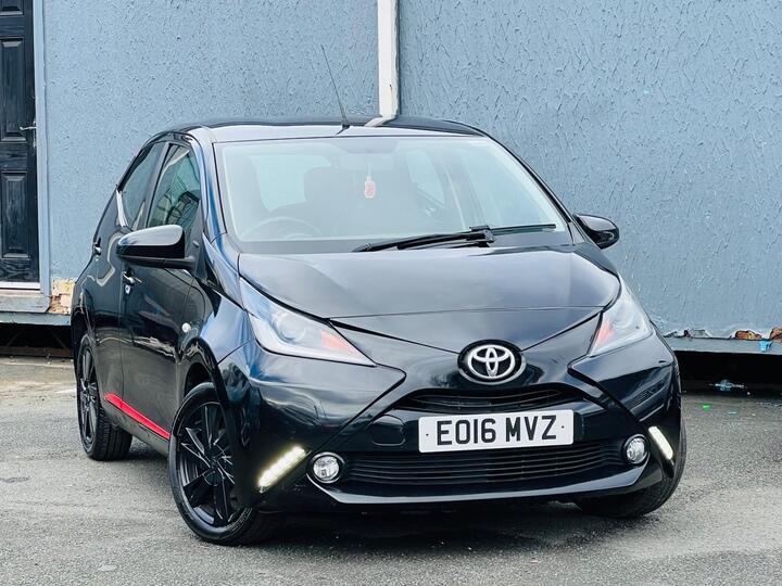 Toyota AYGO 1.0 VVT-i X-pression Euro 6 5dr