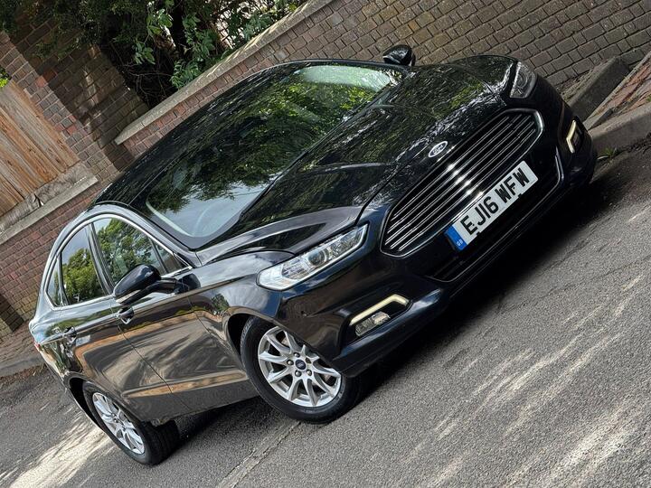 Ford Mondeo 2.0 TDCi Titanium Euro 6 (s/s) 5dr
