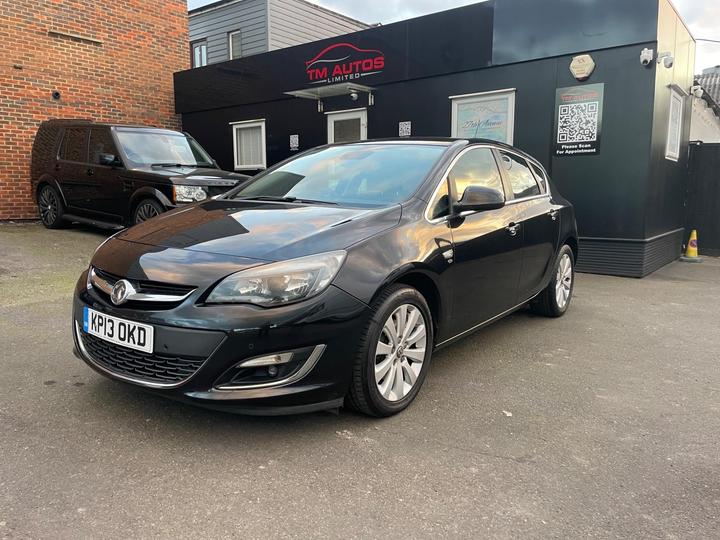 Vauxhall Astra 2.0 CDTi EcoFLEX Elite Euro 5 (s/s) 5dr