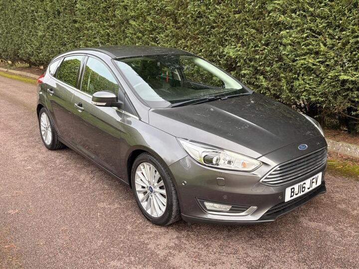 Ford Focus 1.0T EcoBoost Titanium X Euro 6 (s/s) 5dr