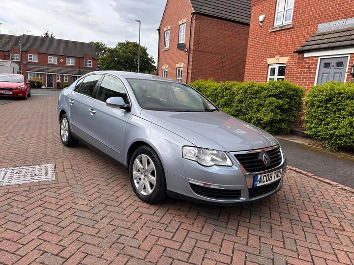 Volkswagen Passat 2.0 TDI SE DSG Euro 4 4dr