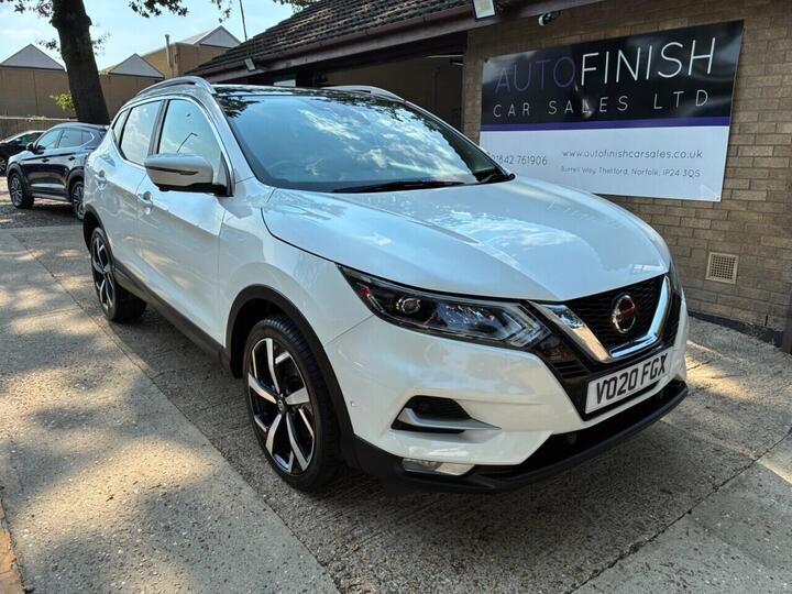 Nissan QASHQAI 1.3 DIG-T Tekna Euro 6 (s/s) 5dr