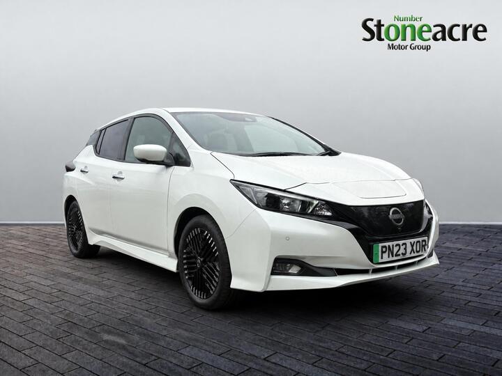 Nissan Leaf 39kWh N-Connecta Auto 5dr
