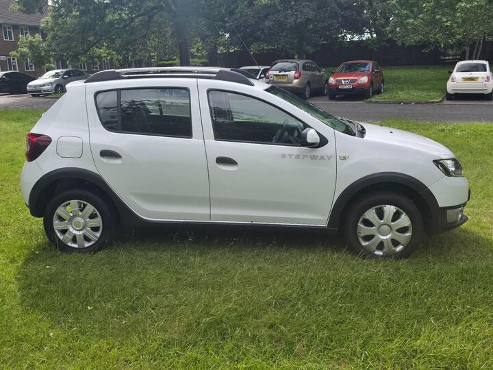 Dacia Sandero Stepway 0.9 TCe Ambiance Euro 5 5dr