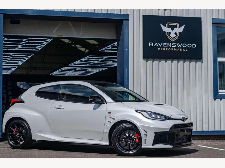 Toyota YARIS 1.6T GR Aero Performance AWD Euro 6 3dr