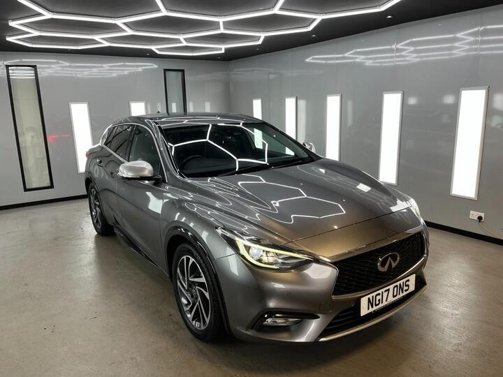 Infiniti Q30 1.5d Premium Euro 6 (s/s) 5dr