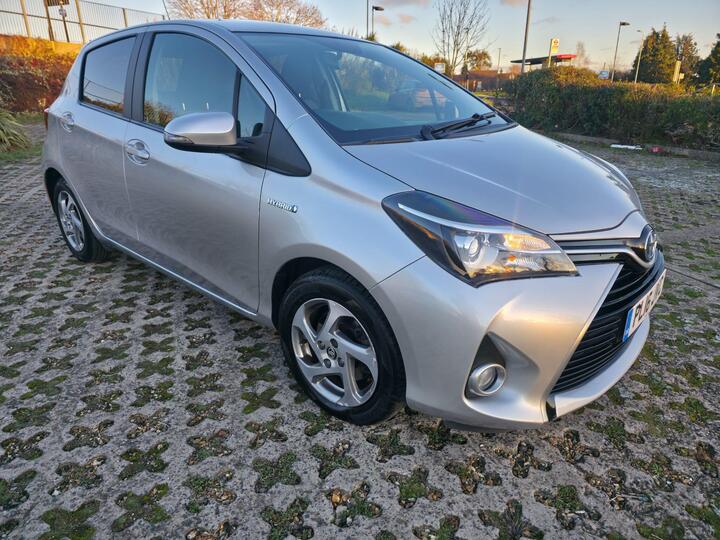Toyota Yaris 1.5 VVT-h Icon E-CVT Euro 6 5dr