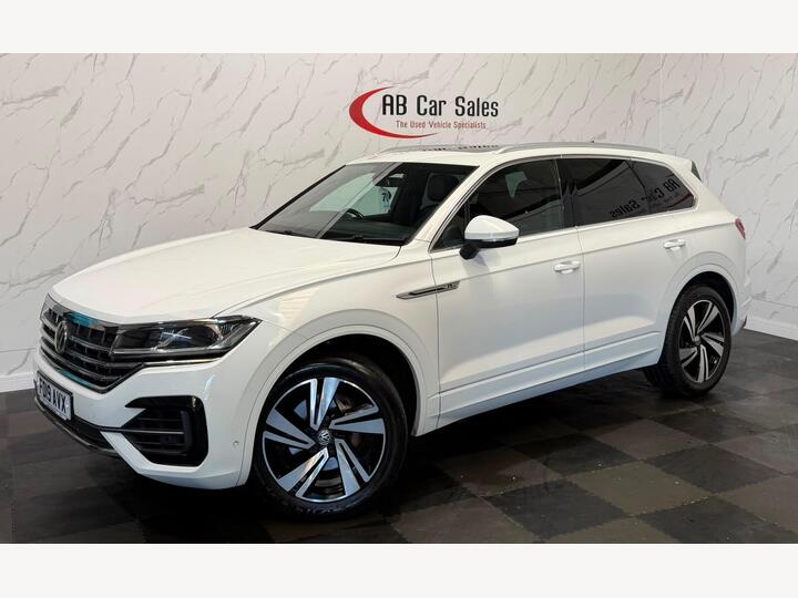 Volkswagen Touareg 3.0 TDI V6 R-Line Tech Tiptronic 4Motion Euro 6 (s/s) 5dr