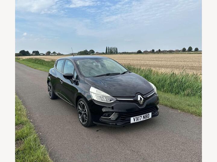 Renault CLIO 1.2 TCe Signature Nav Euro 6 (s/s) 5dr
