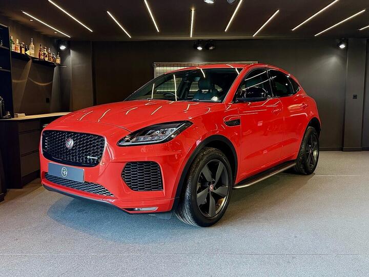 Jaguar E-PACE 2.0 D180 Chequered Flag Auto AWD Euro 6 (s/s) 5dr Jaguar E-PACE 2.0 D180 Chequered Flag Auto AWD Euro 6 (s/s) 5dr